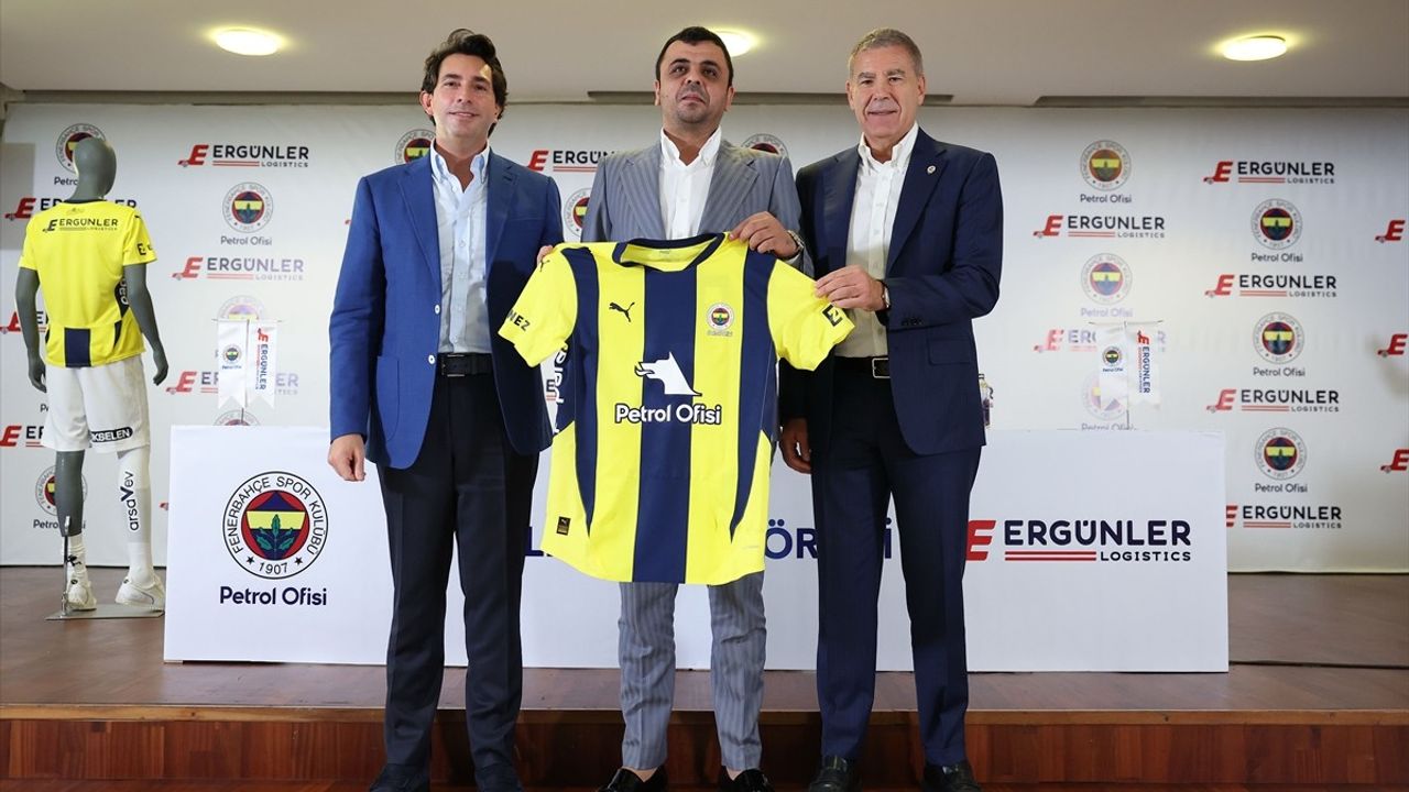 Fenerbahçe Kadın Futbol Takımı, Ergünler Lojistik ile Sponsorluk Anlaşması İmzaladı