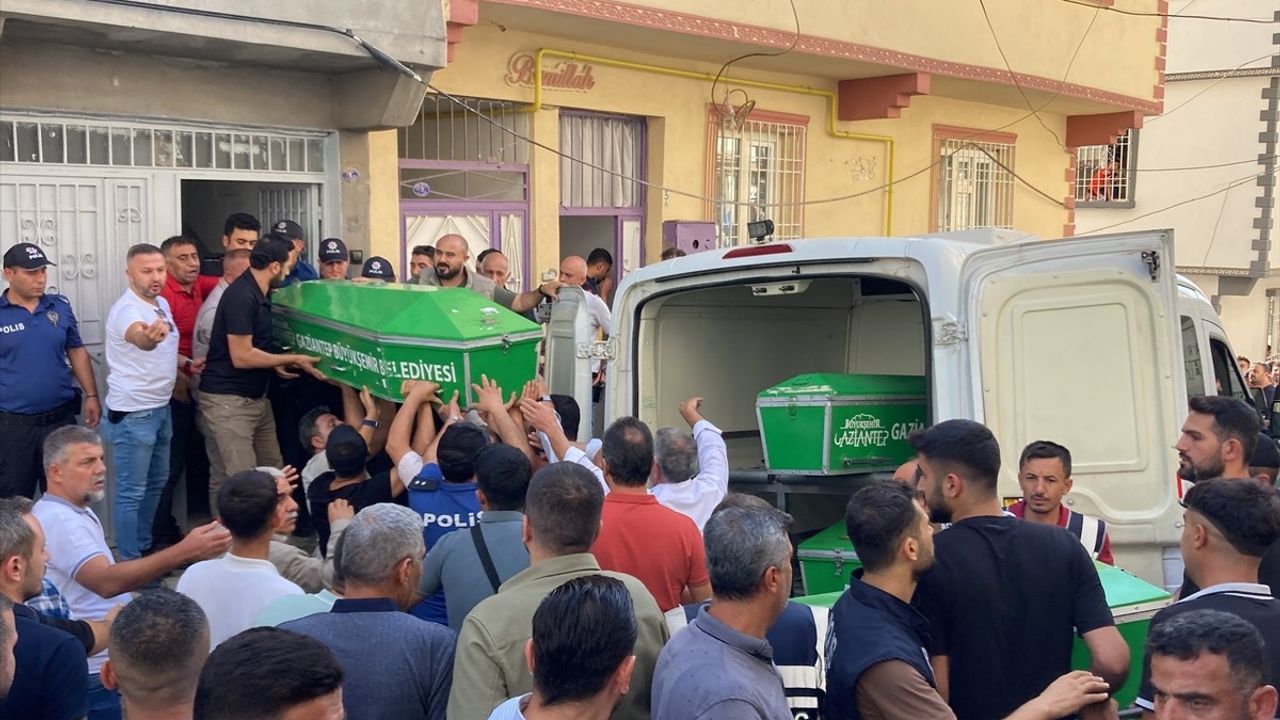 Gaziantep'te Aile İçi Şiddet: Baba Katliam Yaptı, Sonrasında İntihar Etti