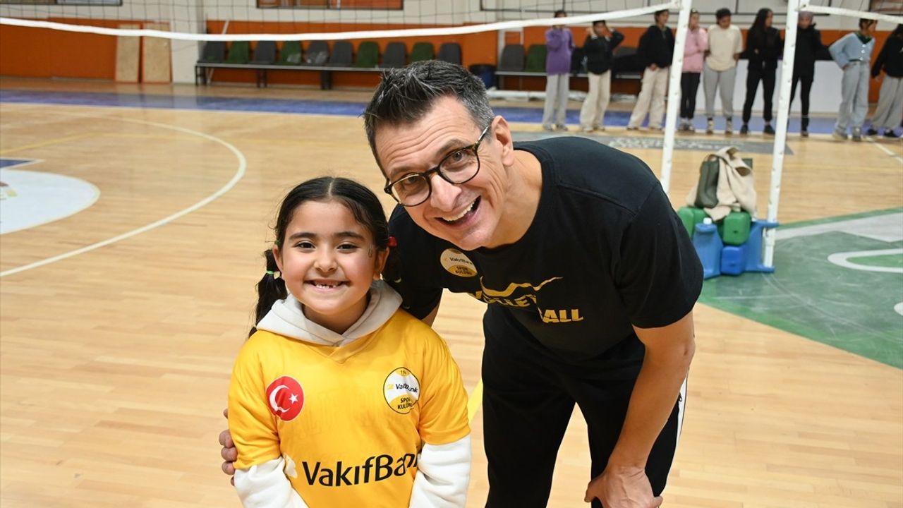 Giovanni Guidetti'nin 'Yarının Sultanları' Projesi Iğdır'da Başarıyla Gerçekleşti