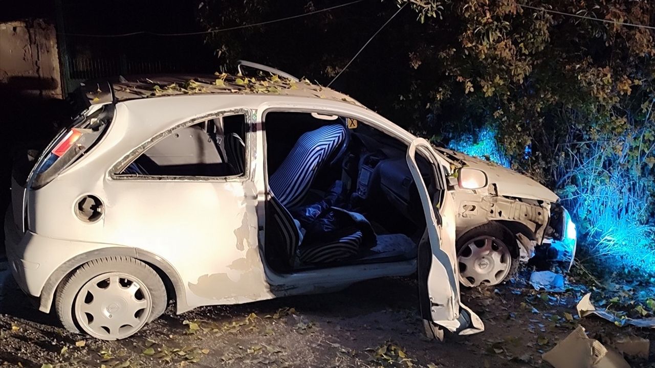 Kahramanmaraş'ta Trafik Kazası: 1 Ölü, 4 Yaralı