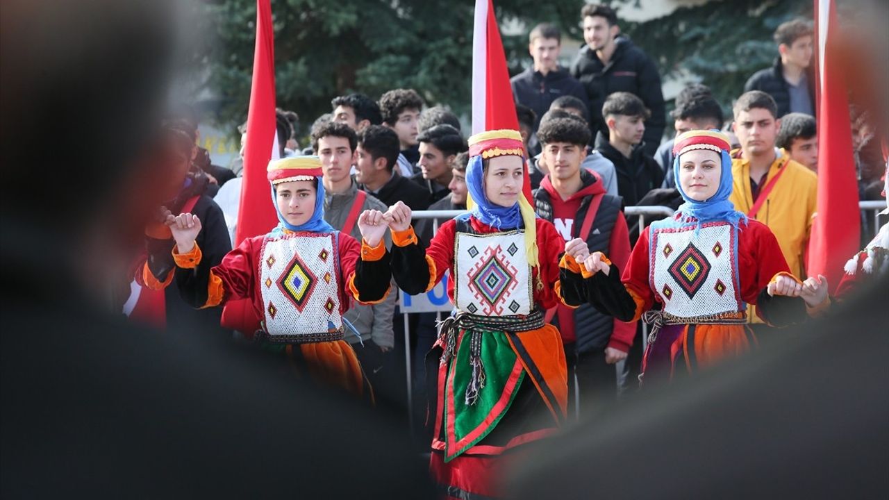 Kars'ın Düşman İşgalinden Kurtuluşu Coşkuyla Kutlandı