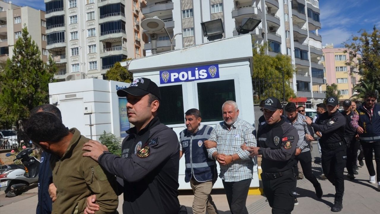 Kilis'te Göçmen Kaçakçılığı Operasyonu: 5 Tutuklama