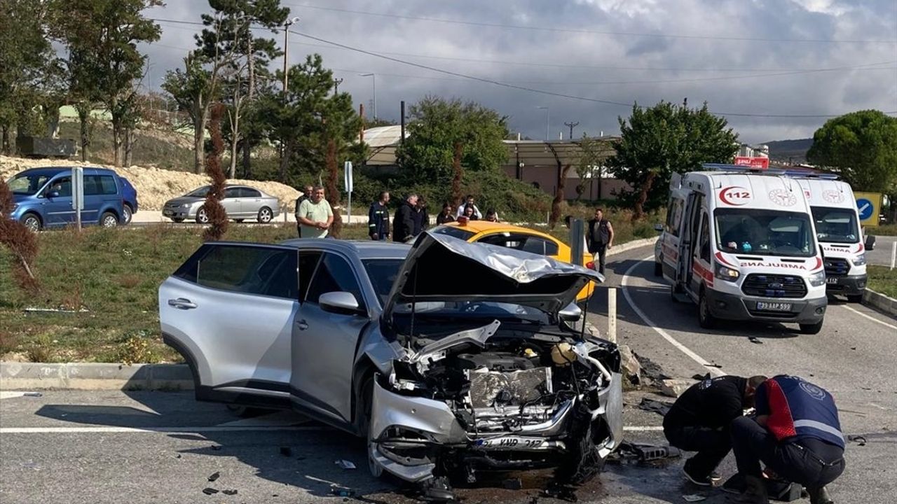 Kırklareli'nde Trafik Kazası: 4 Yaralı