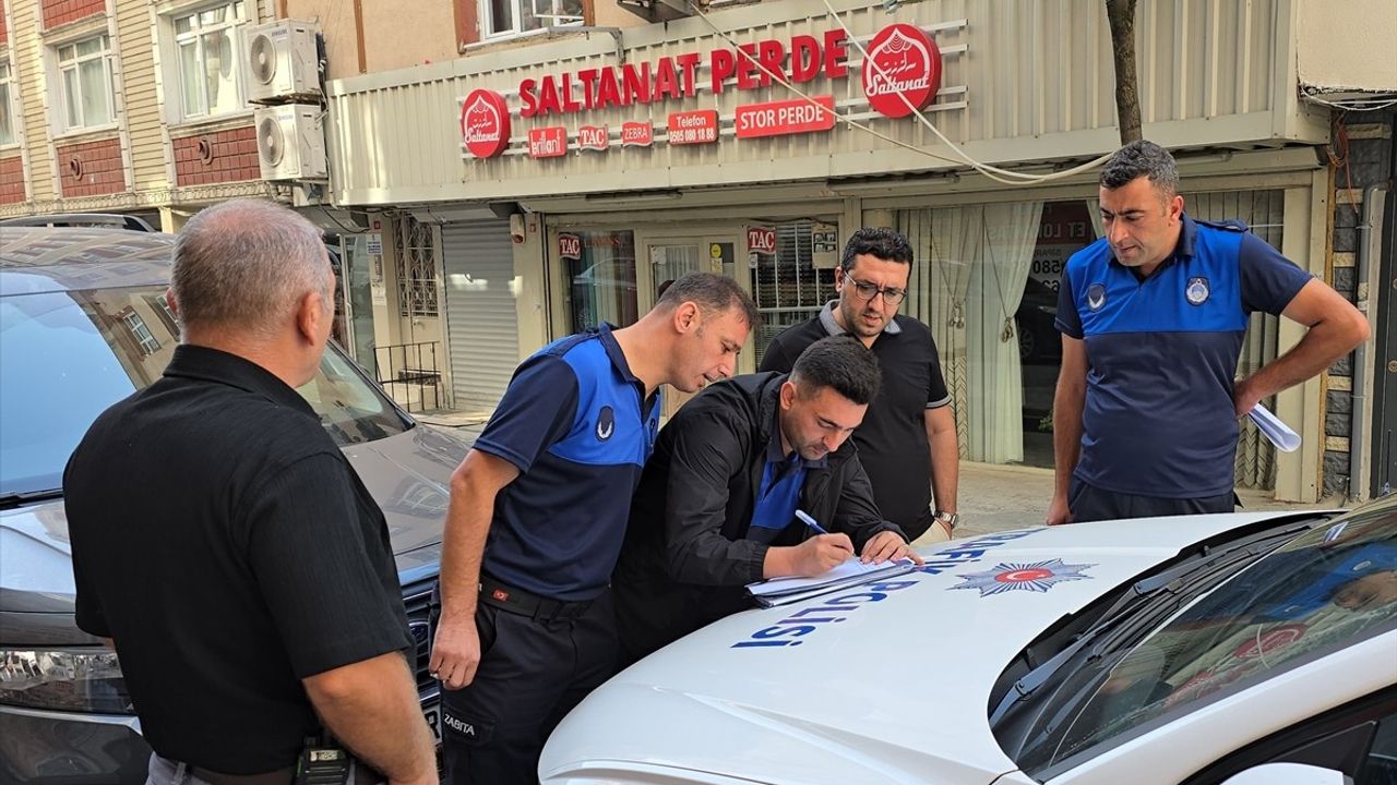 Küçükçekmece'de Riskli Apartman Tahliye Edildi