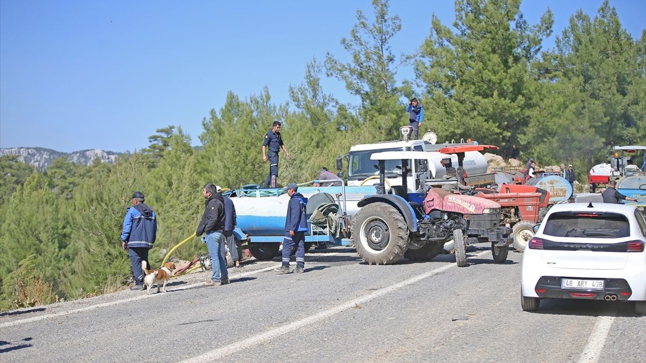 Menteşe'de Yangına Yerel Destek