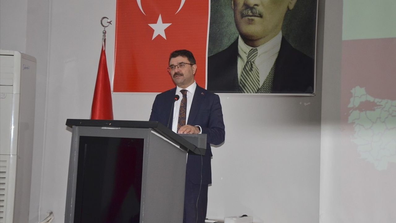 Muş'ta İmam Hatip Okulları Değerlendirme Toplantısı Gerçekleşti