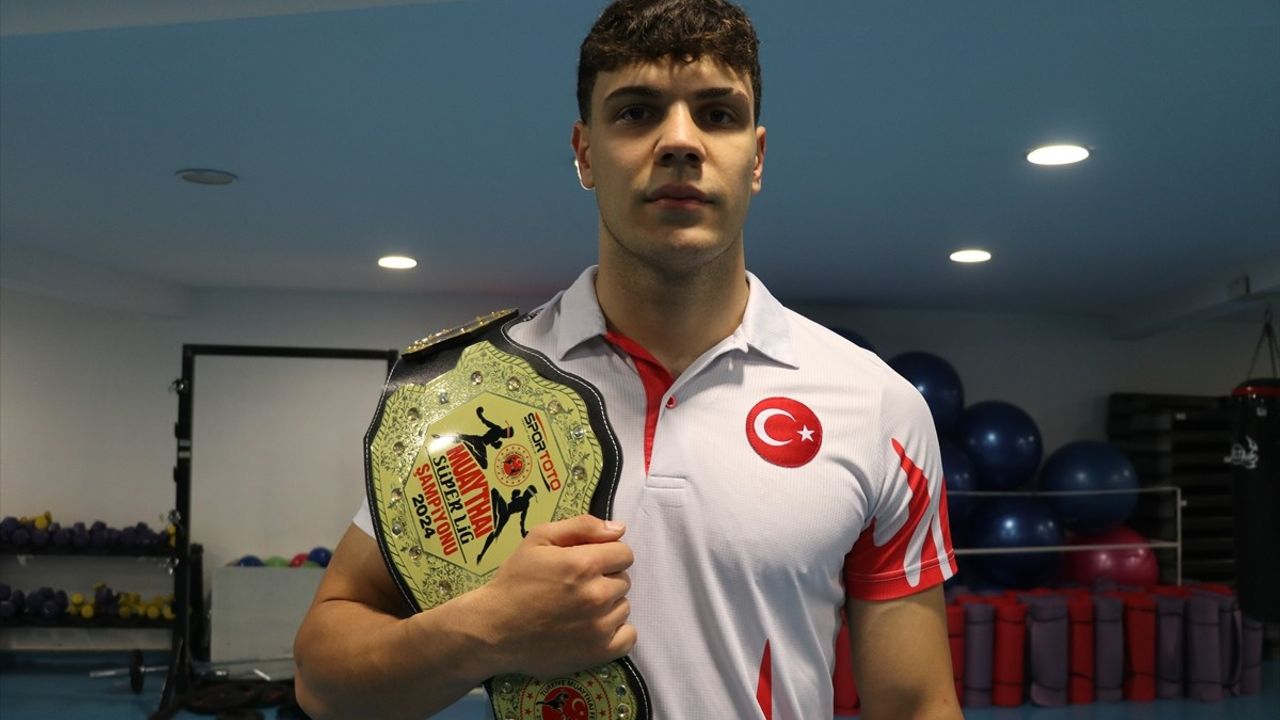 Osman Furkan Karakaya: Genç Muay Thai Şampiyonu