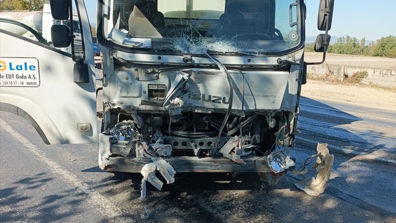 Osmaniye'de Trafik Kazası: 5 Yaralı