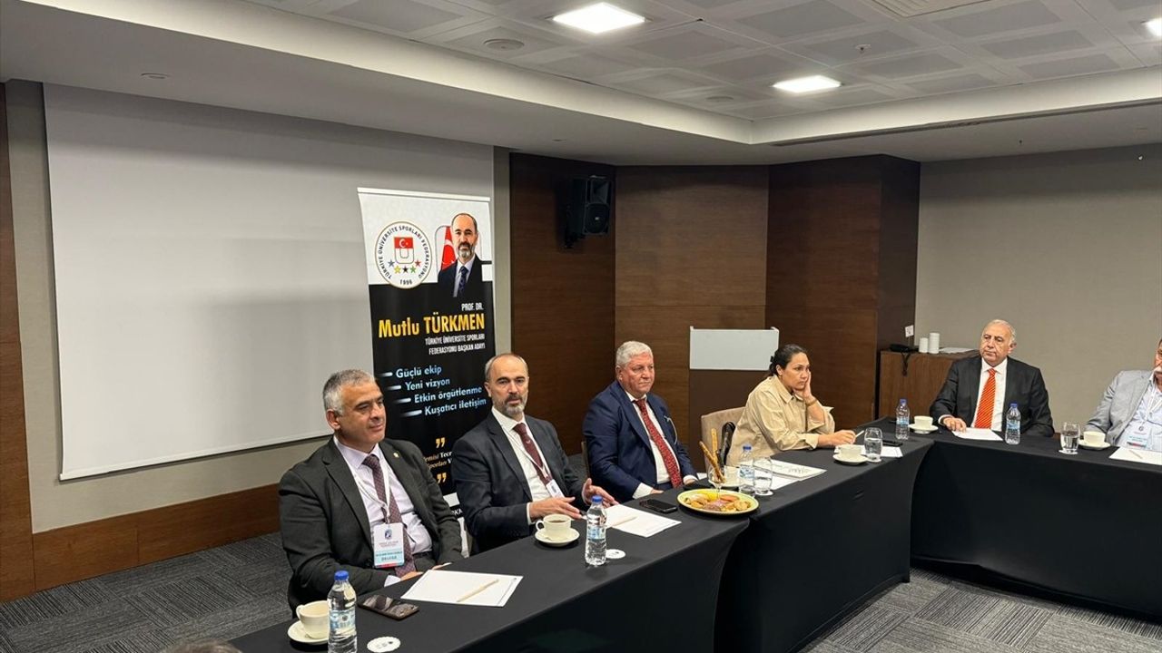 Prof. Dr. Türkmen'den Üniversite Sporları Federasyonu için Yenilikçi Hedefler
