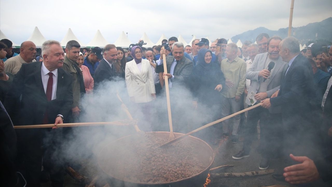 Rize'de Dördüncü GastroRize Festivali Coşkuyla Başladı