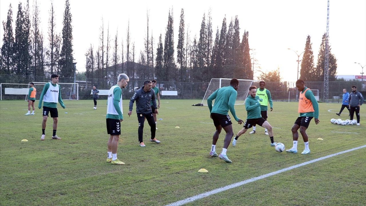 Sakaryaspor, Bandırmaspor Maçına Hazırlıklarını Başlattı