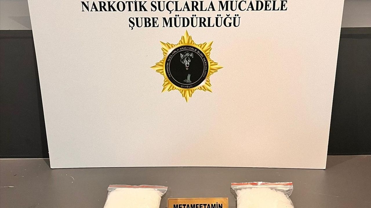 Samsun'da Uyuşturucu Operasyonu: Narkotik Köpeği 'Çakır' Belgeleri Ortaya Çıkardı