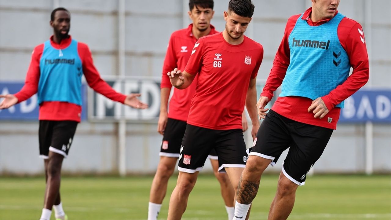 Sivasspor, Hatayspor Maçına Hazırlıklarını Sürdürüyor