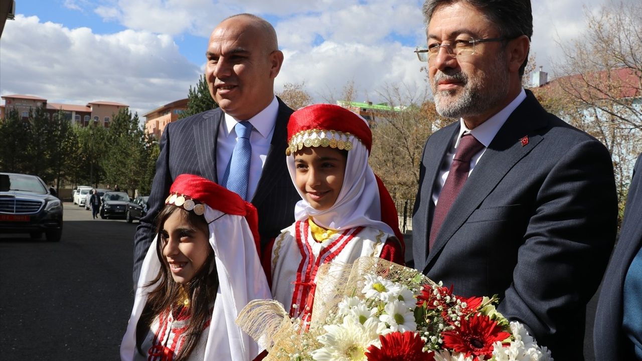 Tarım ve Orman Bakanı Yumaklı Ağrı'da