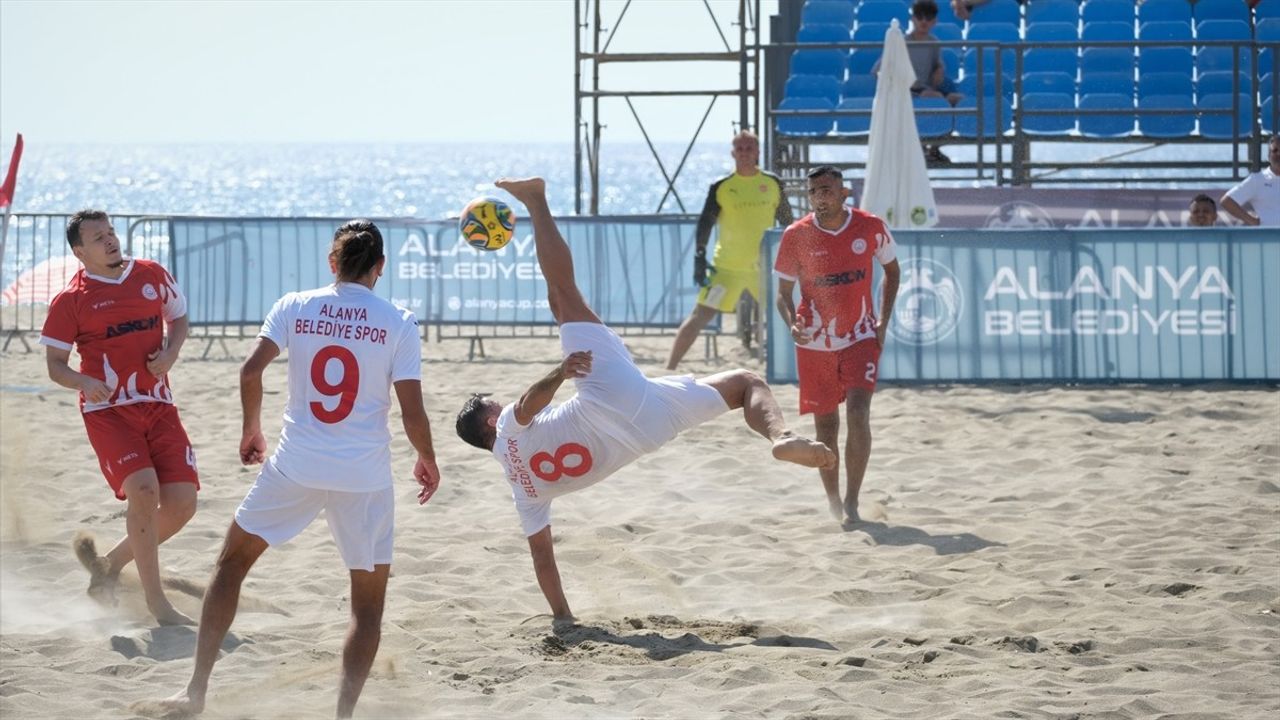 TFF Plaj Futbol Ligi Süper Finalleri Alanya'da Start Aldı