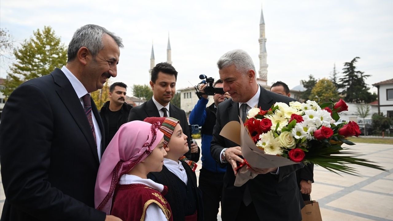 Ticaret Bakanı Ömer Bolat, Edirne Valiliği'ni Ziyaret Etti