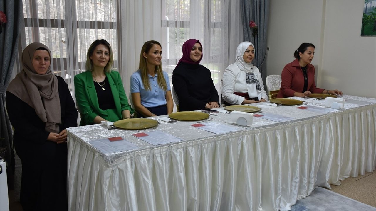 Trabzon'da Kız Çocukları İçin Keyifli Yemek Yarışması