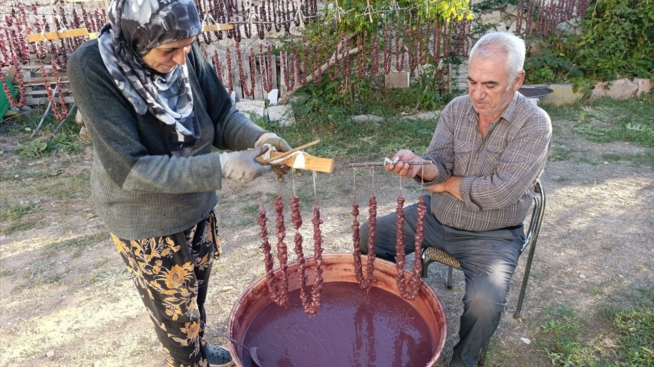 Tunceli'de Geleneksel 'Orcik' Üretimi Başladı