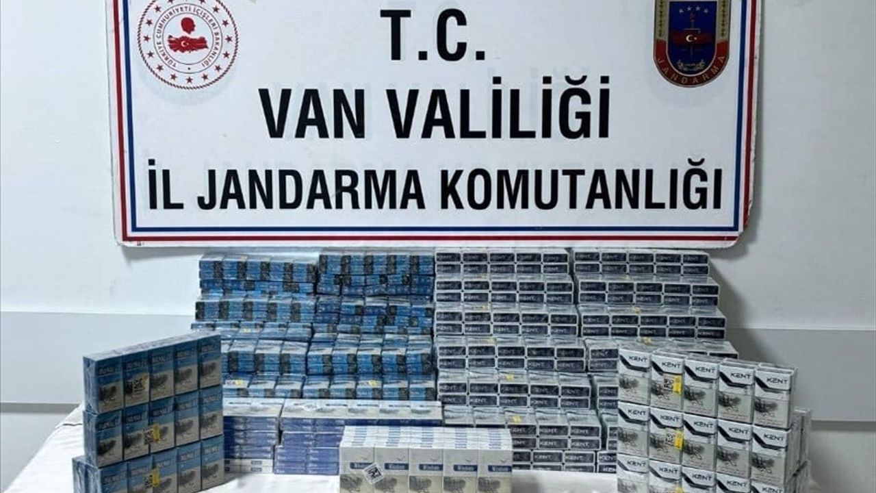 Van'da Jandarma Tarafından Gerçekleştirilen Kaçakçılık Operasyonunda 95 Şüpheli Yakalandı