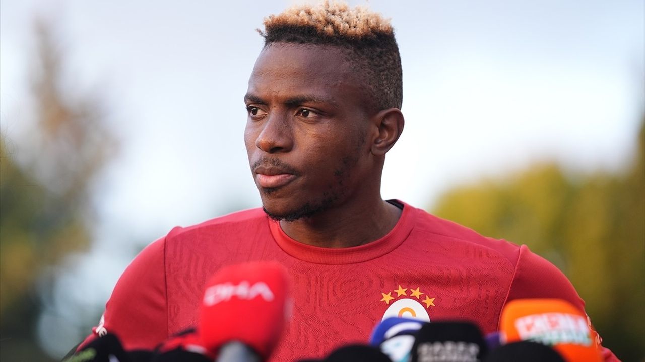 Victor Osimhen, Galatasaray'daki Mutluluğunu Paylaştı