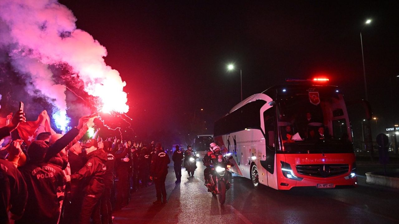 A Milli Futbol Takımı Kayseri'de, Galler ile Maç Yapacak