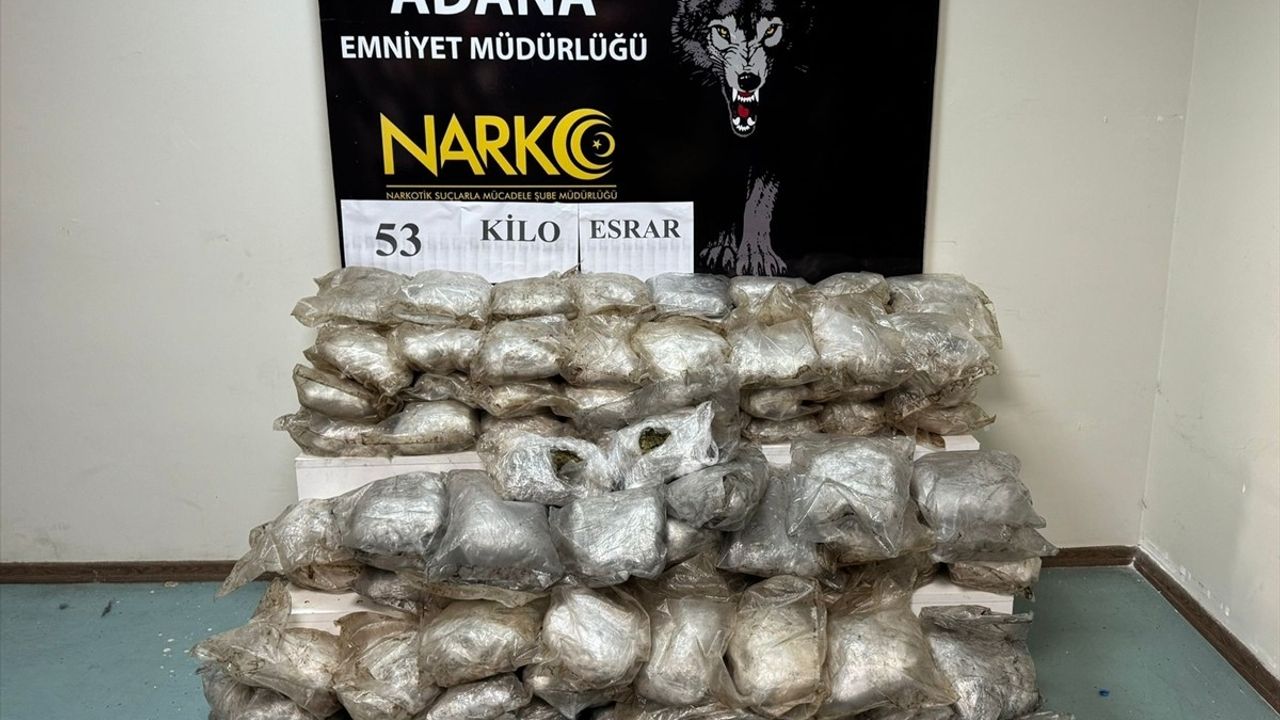 Adana'da Tırda 53 Kilogram Esrar Ele Geçirildi