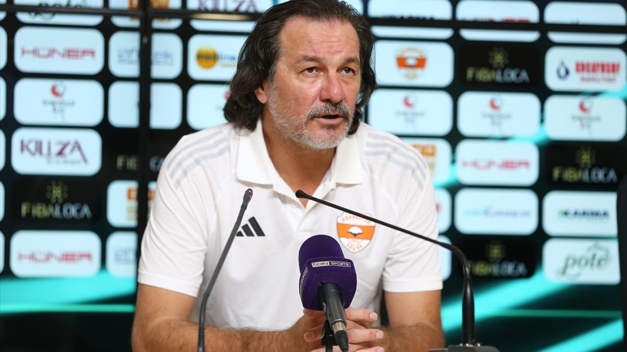 Adanaspor ve Bandırmaspor Arasında Zorlu Mücadele