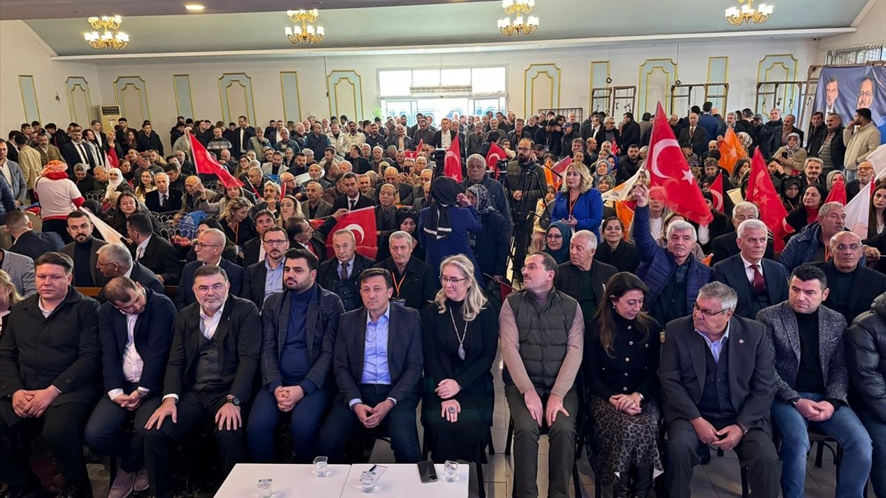 AK Parti Bornova İlçe Kongresi: Eyyüp Kadir İnan'dan Sert Açıklamalar