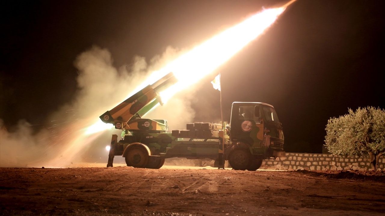 Bab'da PKK/YPG Teröristleri ile SMO Arasında Çatışma