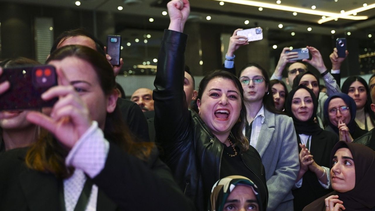 Bakan Tekin'den Öğretmenler Günü Mesajı ve Yeni Atama Programı