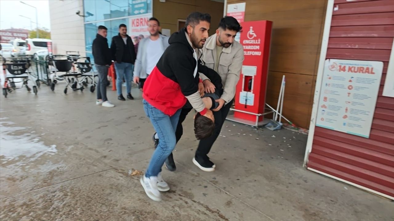 Bursa'da Dedesini Bıçakla Yaralayan Genç Tutuklandı