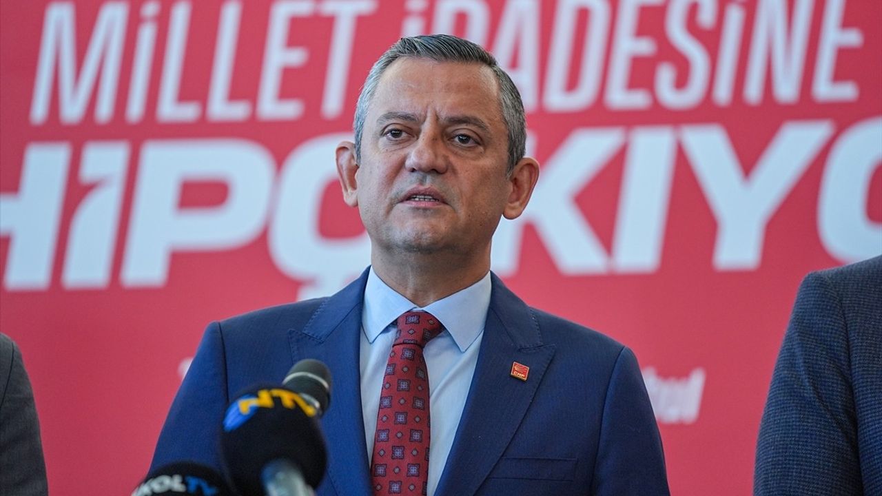 CHP Genel Başkanı Özgür Özel'den Basın Açıklaması