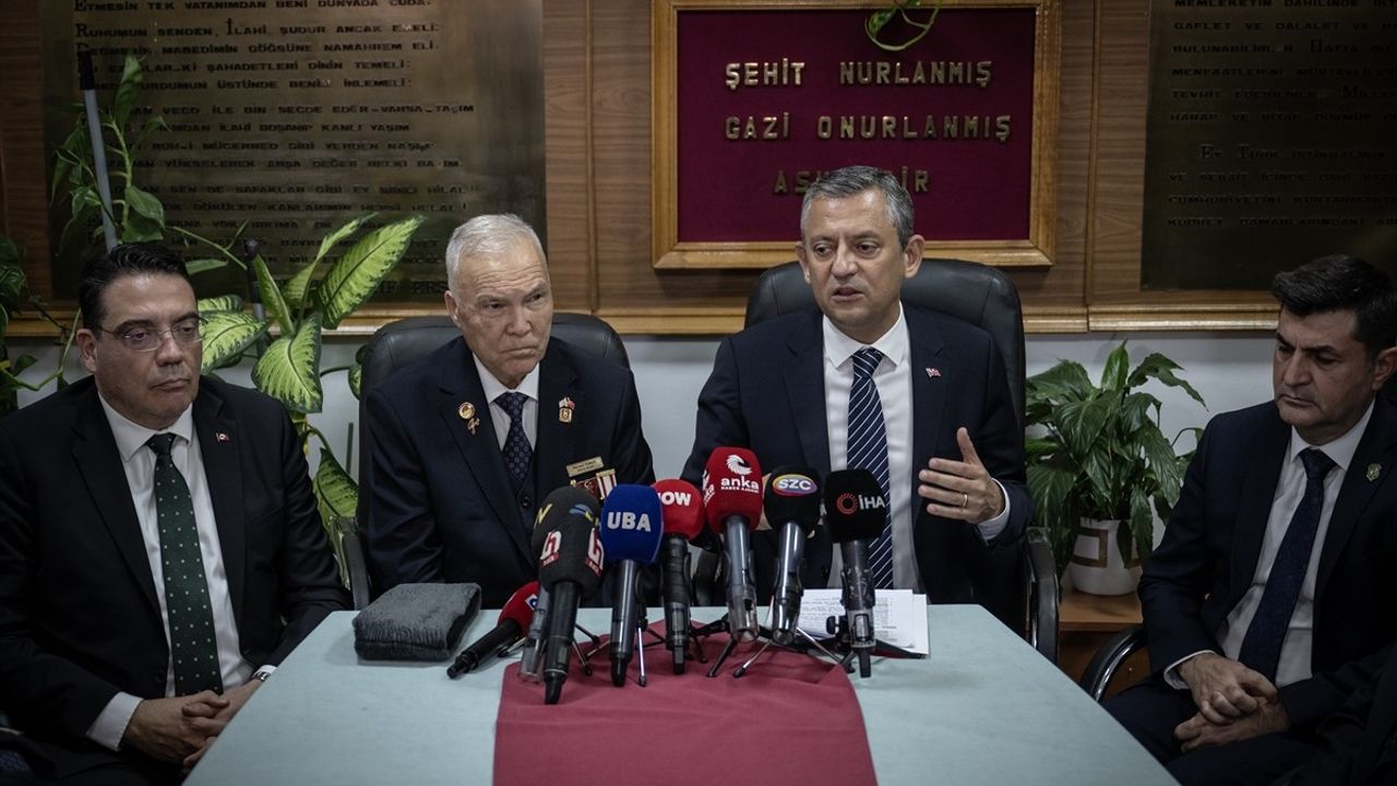 CHP Genel Başkanı Özgür Özel'den Şehit Aileleri ve Gaziler Mesajı