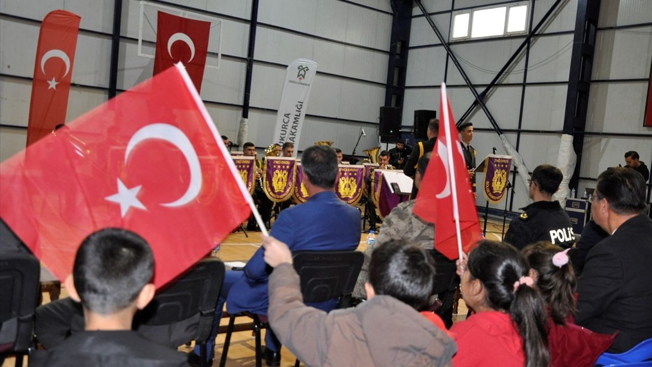 Çukurca'da Askeri Bando Konseri