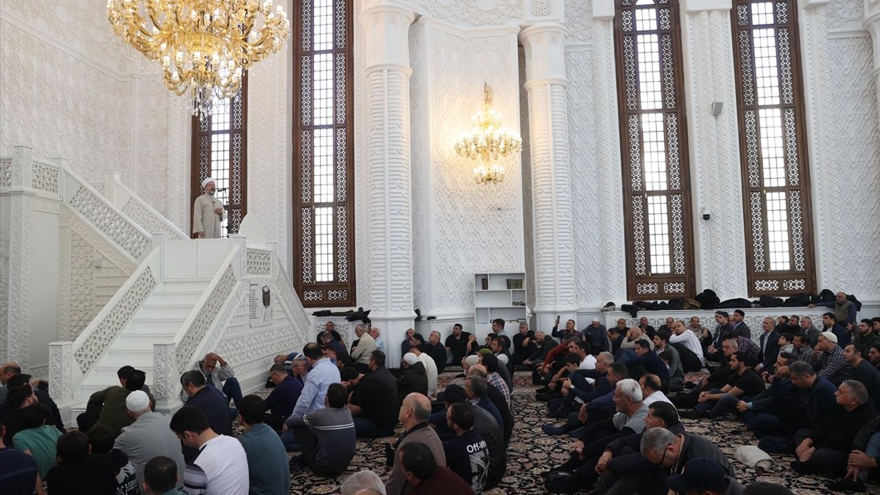 Diyanet İşleri Başkanından Bakü'de Birlik Mesajı