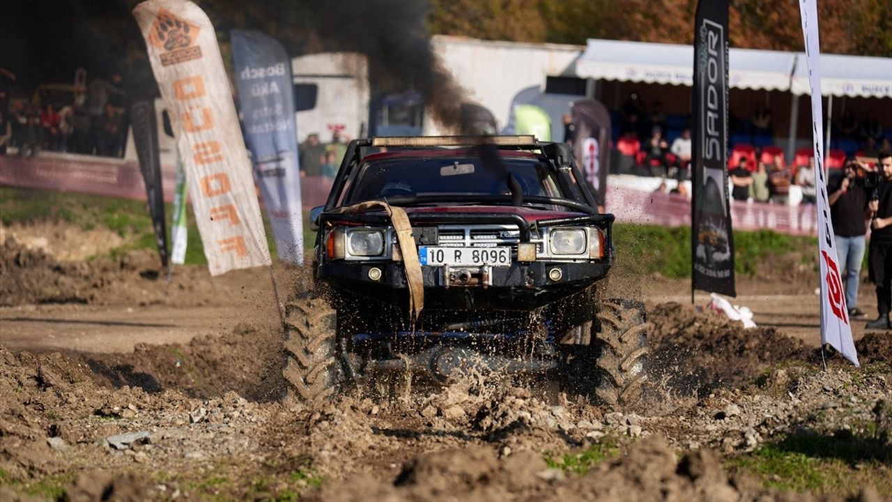 Düzce'de Off-Road Tutkunlarının Buluşması