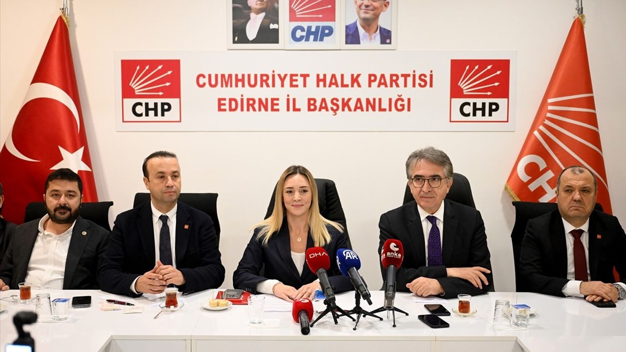 Edirne'de CHP'li İsimler Basınla Bir Araya Geldi