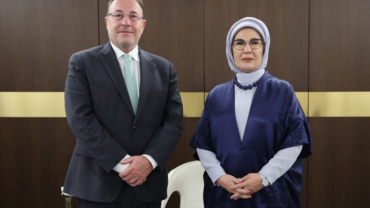 Emine Erdoğan, Achim Steiner ile Atık Yönetimi Üzerine Görüştü