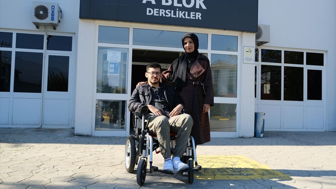 Genetik Hastalığa Rağmen Eğitim Mücadelesi: Gülay Beşir'in Destanı