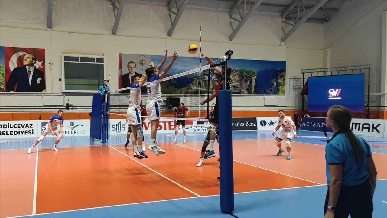 Halkbank, TÜRŞAD'ı 3-0 Geçti