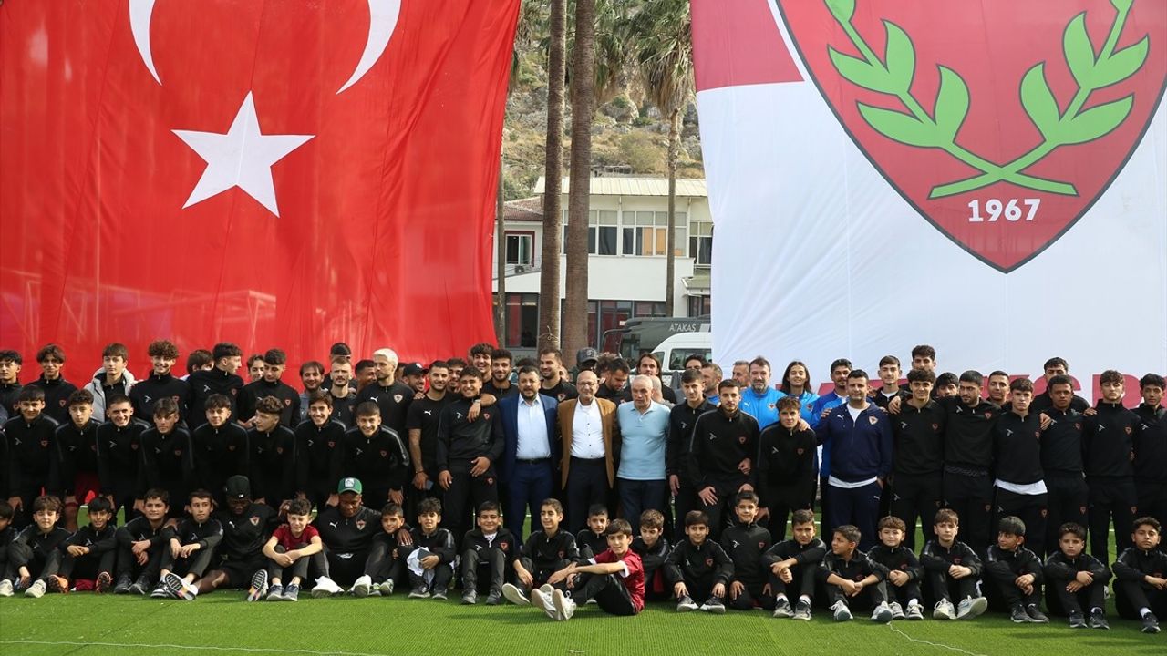 Hatayspor Başkanı Levent Mıstıkoğlu Takım Durumunu Değerlendirdi