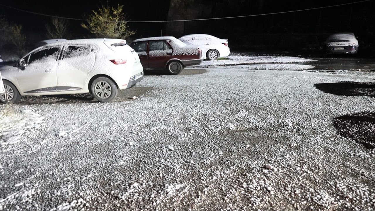 Kırklareli'nin Yüksek Kesimlerinde Kar Yağışı Etkili Oldu