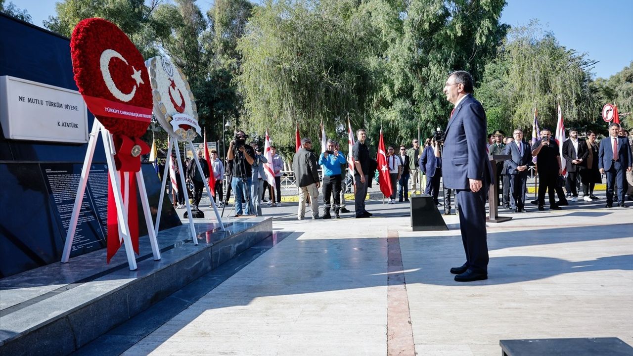 KKTC'nin 41. Yıl Dönümü Törenleri