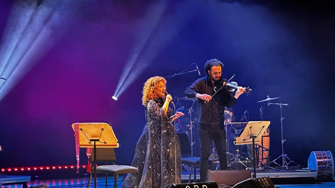 Lena Chamamyan'dan Unutulmaz Konser