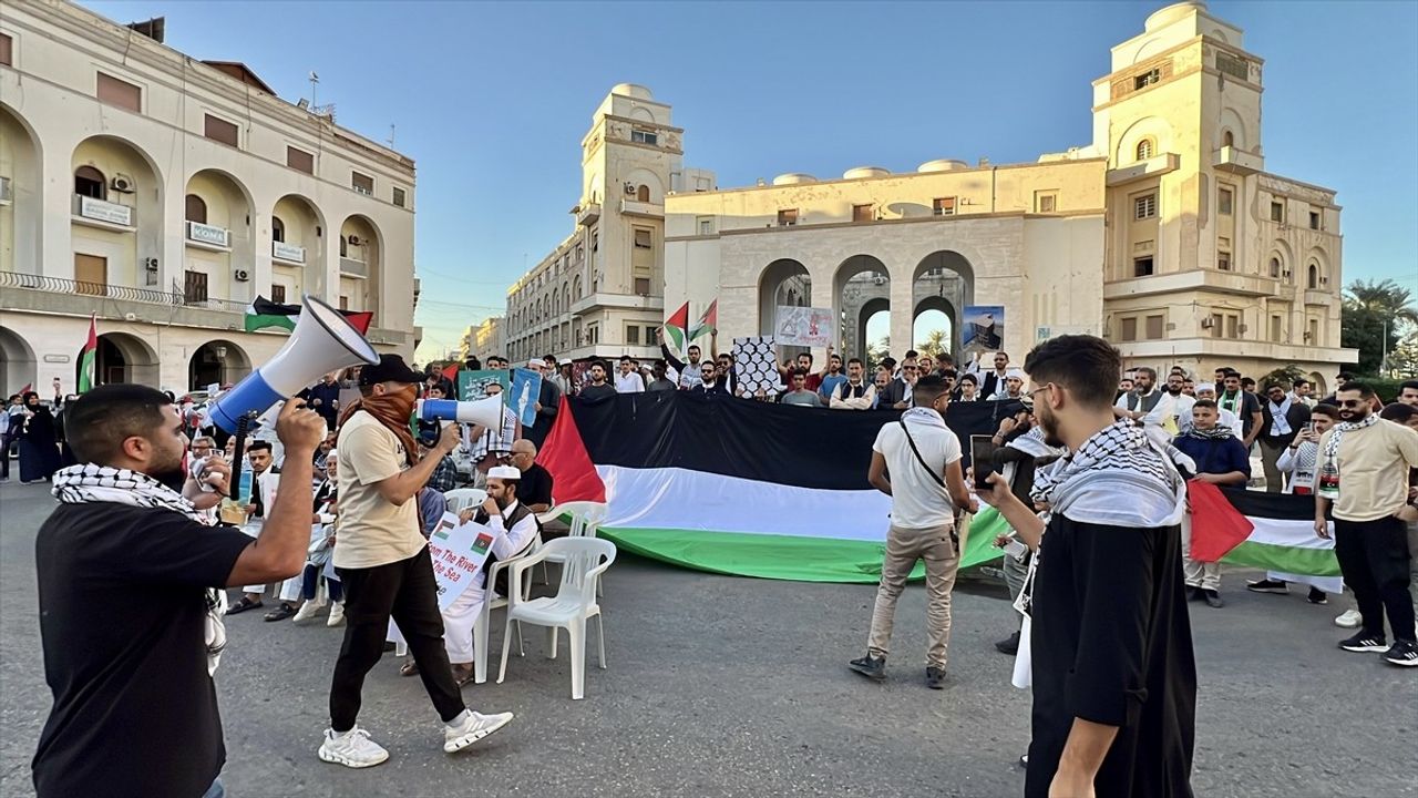 Libya'da Gazze İçin Protesto Düzenlendi