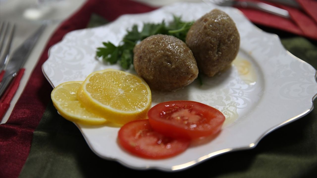 Malatya'da Kadınlar En İyi İçli Köfte İçin Yarıştı