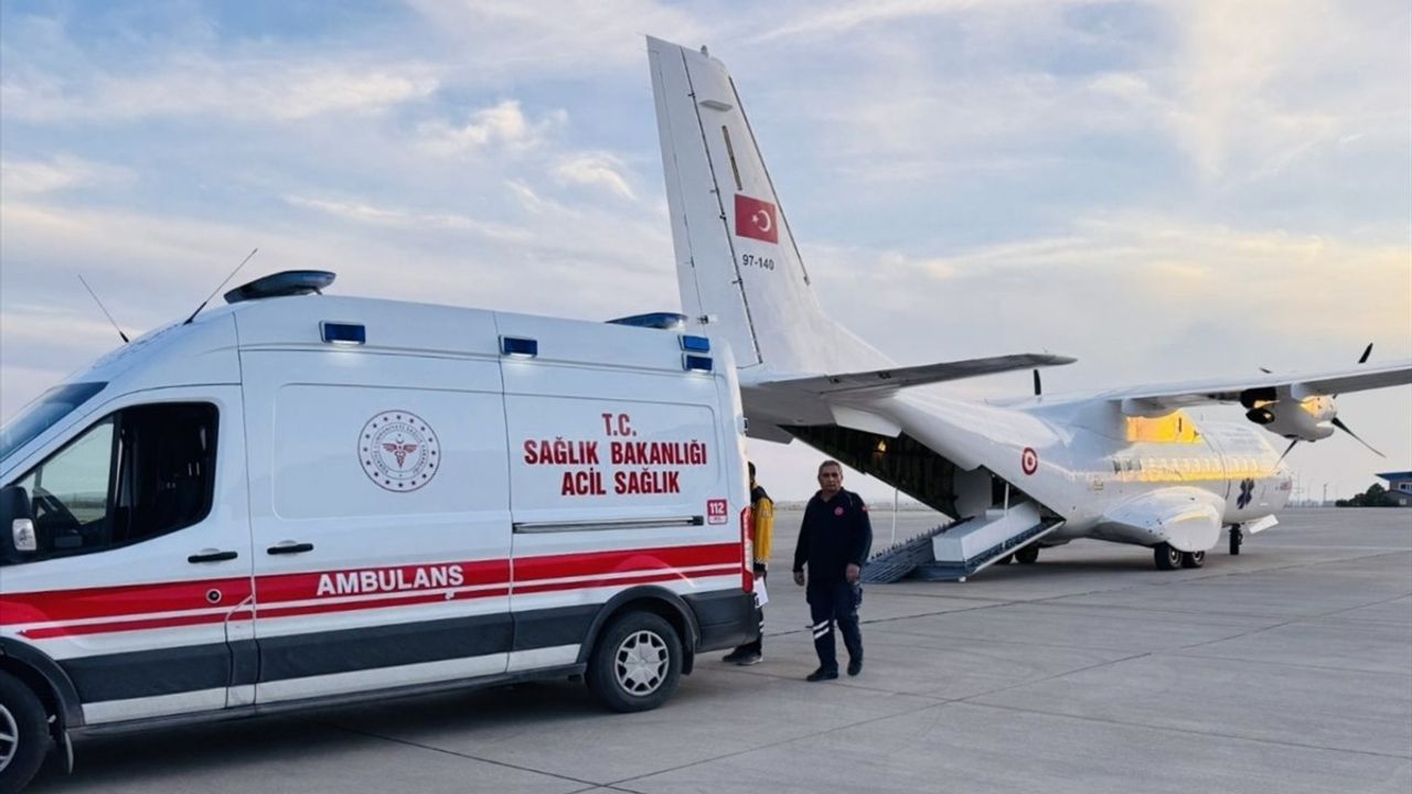 Mardin'den Ambulan Uçakla Ankara'ya Sevk Edilen 6 Aylık Delal Bebek