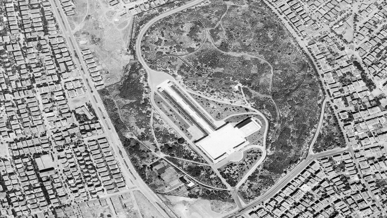 MSB'den Anıtkabir'in Tarihi Fotoğrafları Paylaşımı