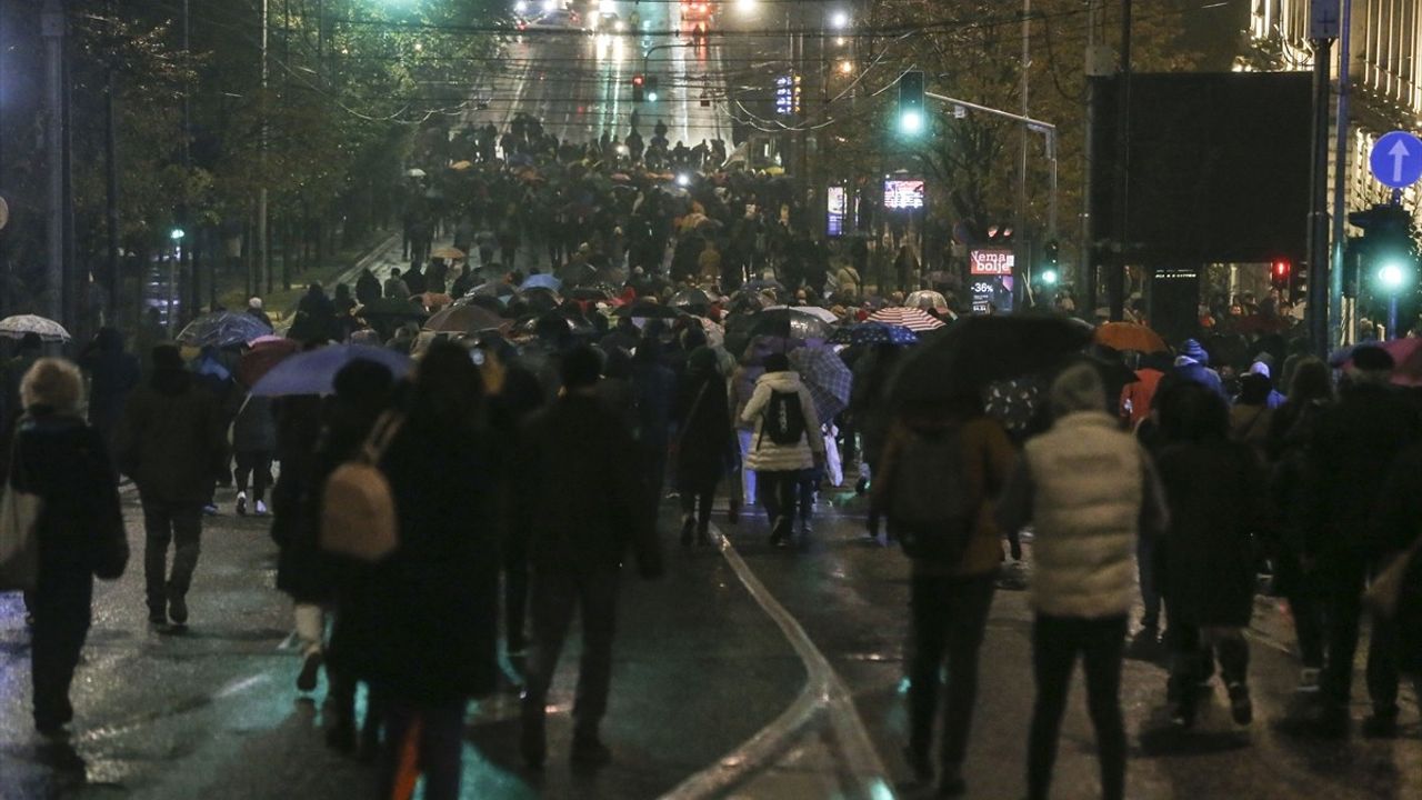 Novi Sad'taki Tragedi Sonrası Sırbistan'da Protestolar Patlak Verdi