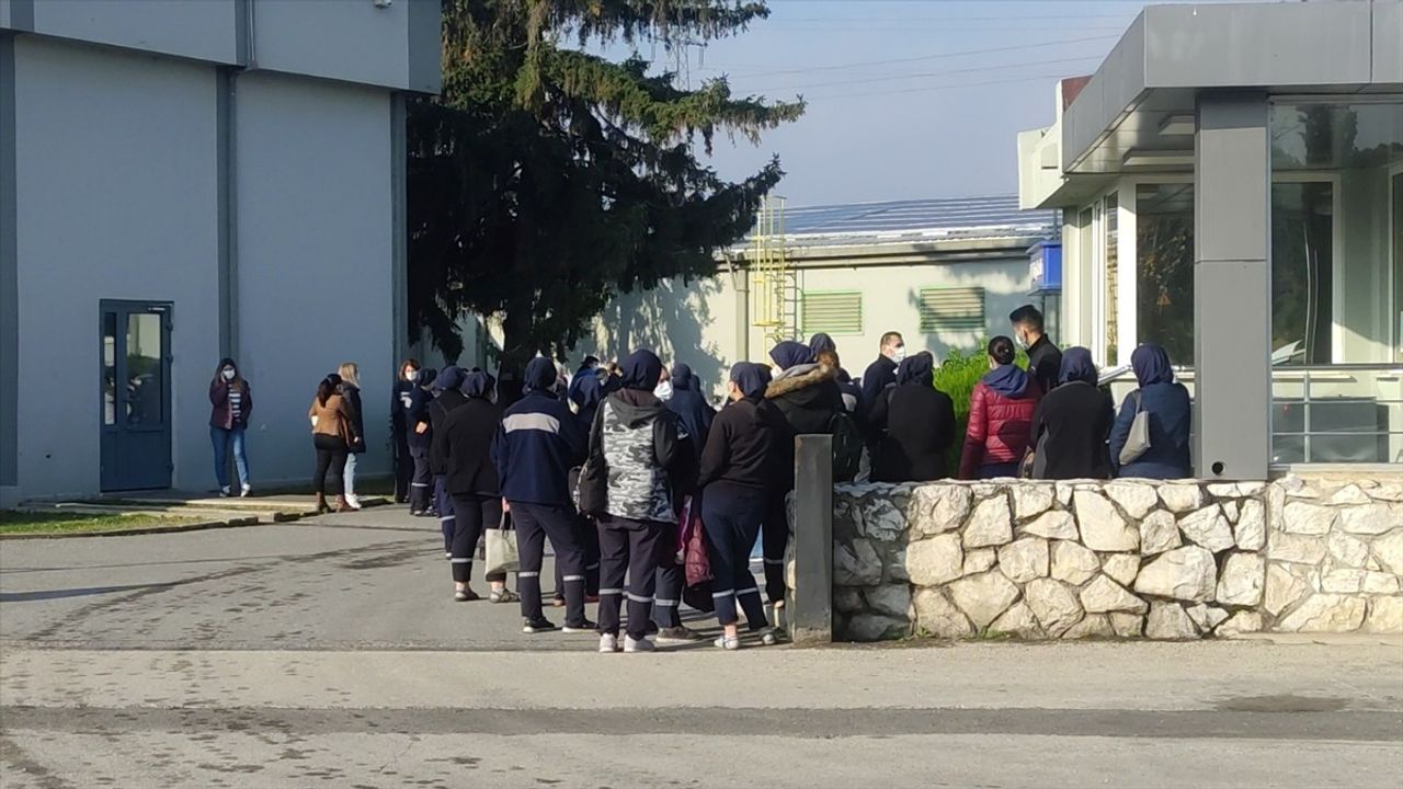 Orhangazi'deki İplik Fabrikasında Kimyasal Tepkime: İşçiler Hastaneye Kaldırıldı